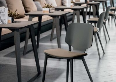 Chaises Quadrifoglio Code 05