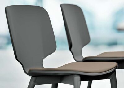 Chaises Quadrifoglio Code 08