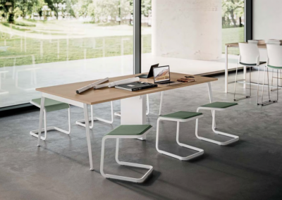 Chaise C-Stool