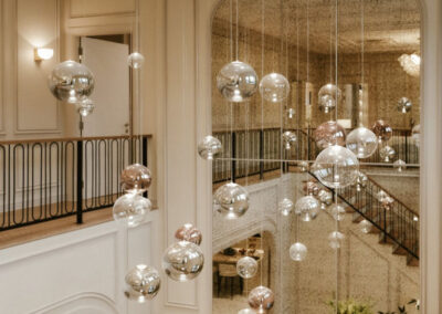 Réalisation luminaire grands volumes