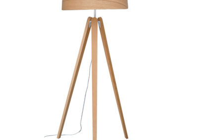 Lampe sur trépied en bois