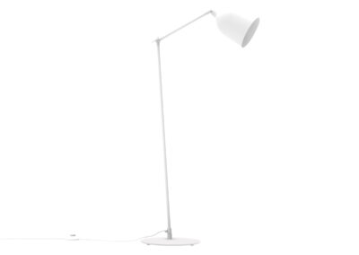 Lampadaire blanc sur fond blanc