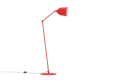 Lampe sur pied rouge sur fond blanc